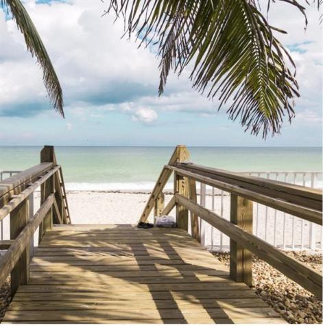 755 38TH Court Vero Beach FL 32968