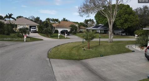 755 38TH Court Vero Beach FL 32968