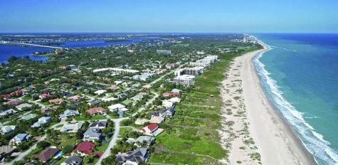 755 38TH Court Vero Beach FL 32968