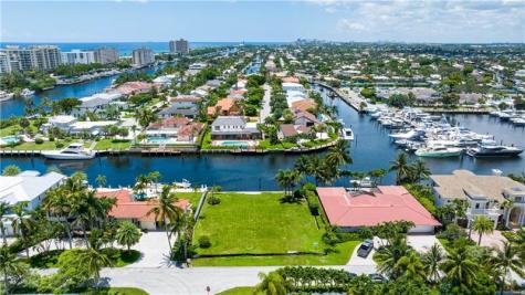 3020 NE 44th Street Lighthouse Point FL 33064