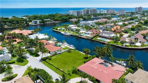 3020 NE 44th Street Lighthouse Point FL 33064