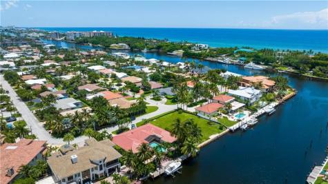 3020 NE 44th Street Lighthouse Point FL 33064
