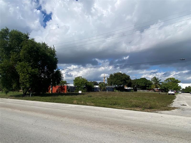 NW 19 Avenue Pompano Beach FL 33069