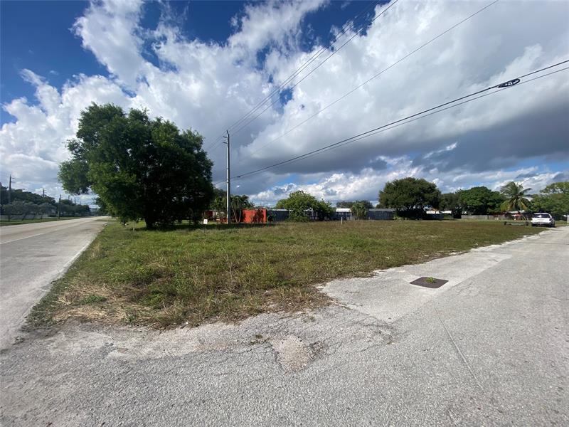 NW 19 Avenue Pompano Beach FL 33069