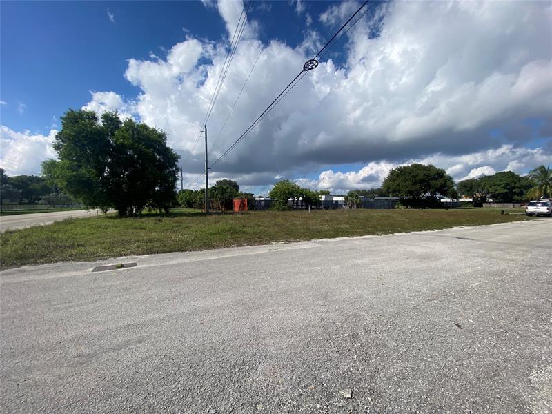 NW 19 Avenue Pompano Beach FL 33069