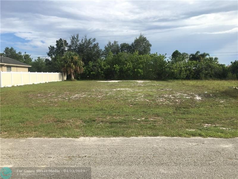 514 SW Lakota Avenue Port St Lucie FL 34953