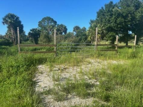 19216 NW 300th Street Okeechobee FL 34972