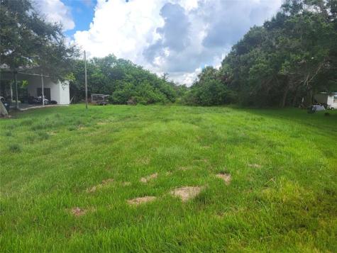 1099 Pine Avenue Moore Haven FL 33471