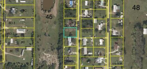1099 Pine Avenue Moore Haven FL 33471