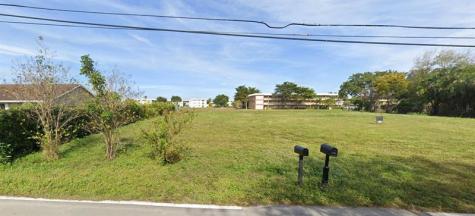 5531 NW 77th Court Pompano Beach FL 33073