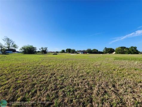 7933 Castile Road Sebring FL 33876