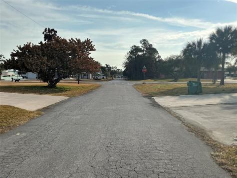 412 Mango Avenue Sebastian FL 32958