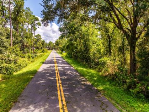40200 Emeralda Island Road Leesburg FL 34788