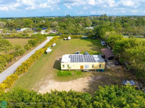 23600 SW 125 Avenue Homestead FL 33032