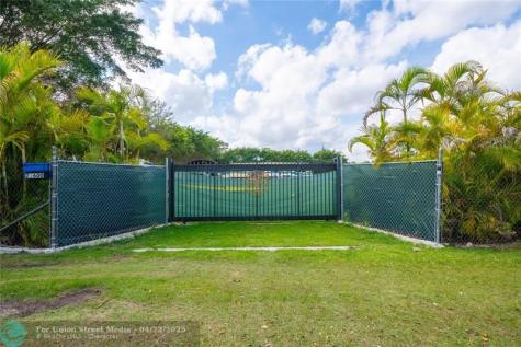 23600 SW 125 Avenue Homestead FL 33032
