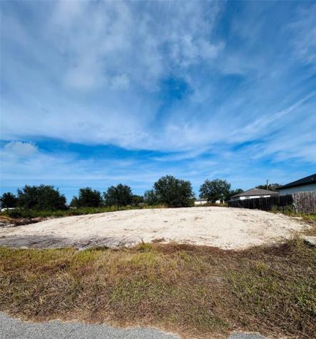2610 58TH Street Lehigh Acres FL 33971