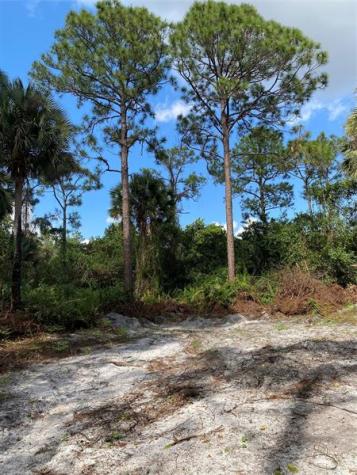17987 32ND Lane N Loxahatchee FL 33470