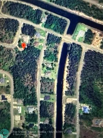 318 Kerrsdale Circle Lehigh Acres FL 33974