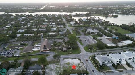 2019 N Swinton Avenue Delray Beach FL 33444