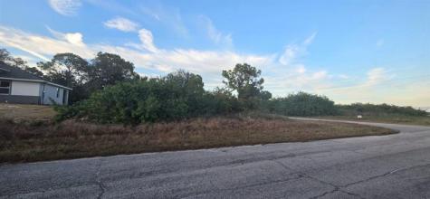 122 Pixie Avenue LaBelle FL 33935