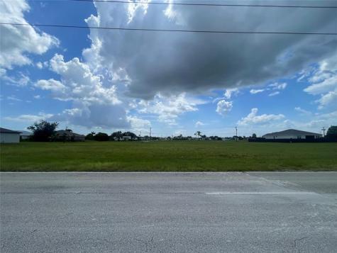 2616 Santa Barbara Boulevard Cape Coral FL 33993