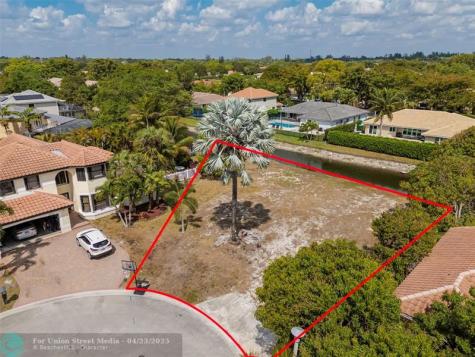 5939 NW 52nd Street Coral Springs FL 33067