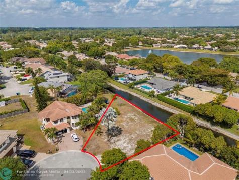 5939 NW 52nd Street Coral Springs FL 33067