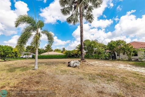 5939 NW 52nd Street Coral Springs FL 33067