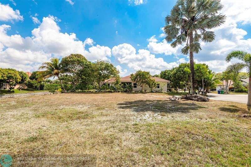 5939 NW 52nd Street Coral Springs FL 33067