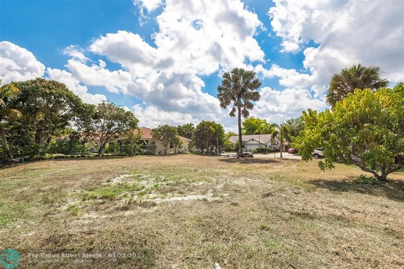 5939 NW 52nd Street Coral Springs FL 33067