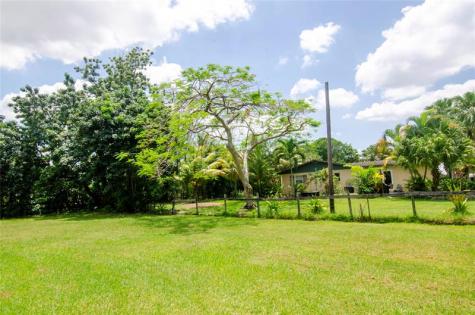 1765 Back Lot SW 112th Avenue Davie FL 33325