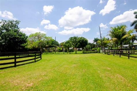 1765 Back Lot SW 112th Avenue Davie FL 33325