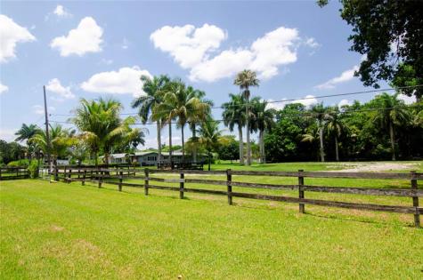 1765 Back Lot SW 112th Avenue Davie FL 33325
