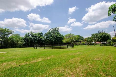 1765 Back Lot SW 112th Avenue Davie FL 33325