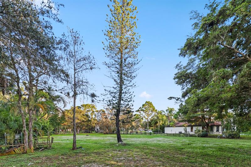 5911 NW 66th Way Parkland FL 33067