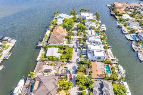 1725 SE 13th Street Fort Lauderdale FL 33316