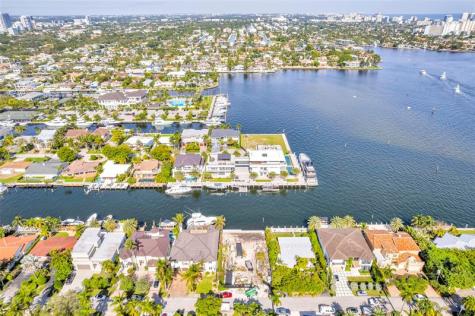 1725 SE 13th Street Fort Lauderdale FL 33316