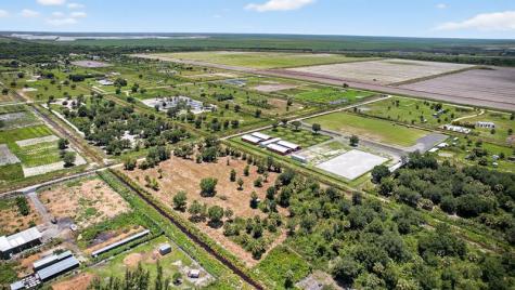 xx Bedu Court Loxahatchee FL 33470