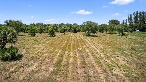 xx Bedu Court Loxahatchee FL 33470