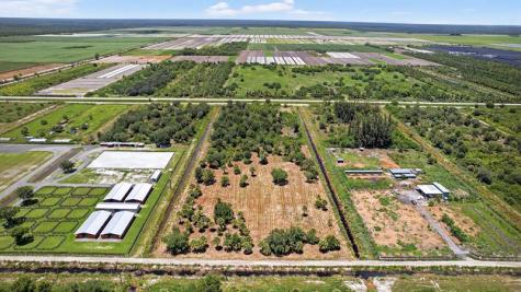 xx Bedu Court Loxahatchee FL 33470