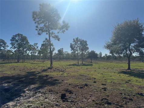 TBD US-441 Okeechobee FL 34972