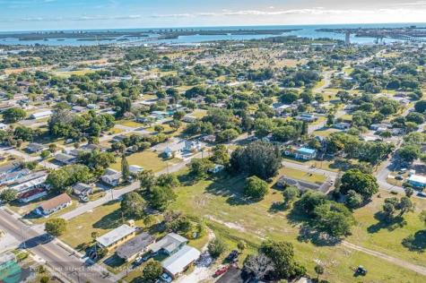 N 16th Street Fort Pierce FL 34950