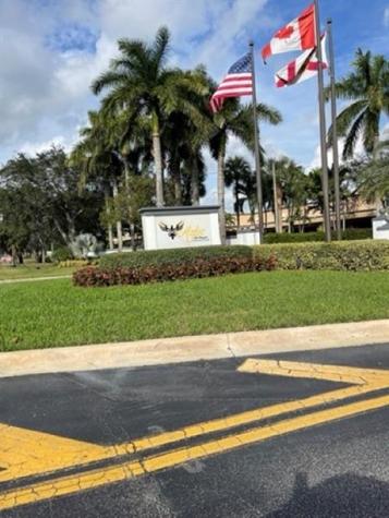 483 S Cortez Drive Circle S Margate FL 33068