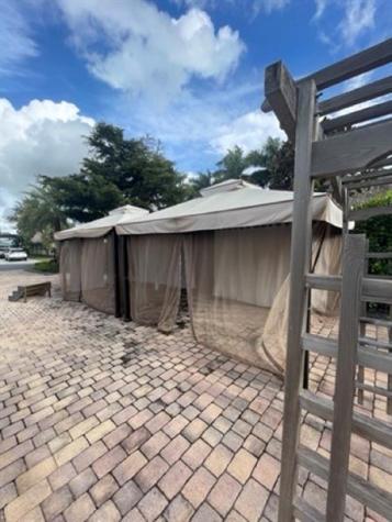 483 S Cortez Drive Circle S Margate FL 33068