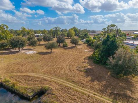 140 S Sun N Lakes Boulevard Lake Placid FL 33852