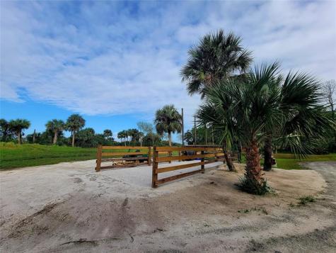 15350 93RD Street Fellsmere FL 32948