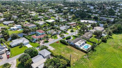 3135 Chapel Hill Boulevard Boynton Beach FL 33435