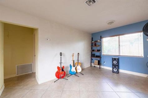 2713 NE 33rd Avenue Fort Lauderdale FL 33308