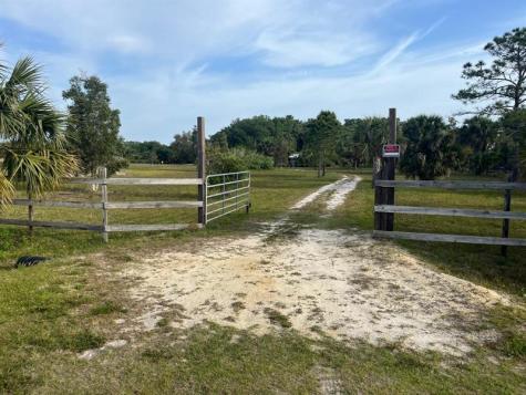 15148 NW 288th Street Okeechobee FL 34972