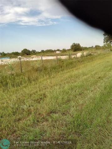 17925 NW 316th Street Okeechobee FL 34972